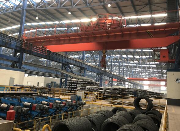 濟南QD20噸-22.5米-9米雙梁行車-附橋式蜜桃久久无码機現場視頻